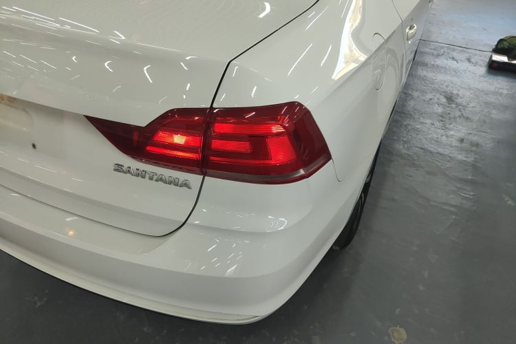 大众 桑塔纳 2021款 1.5L 手动风尚版车身外观9