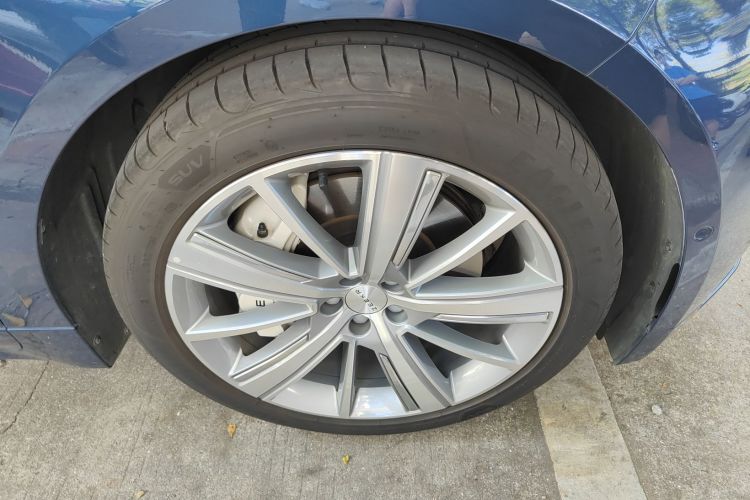 极氪001 2023款 WE版 100kWh车身外观6007