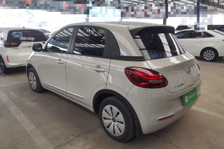 五菱汽车 五菱缤果 2023款 203km 轻享款车身外观6003