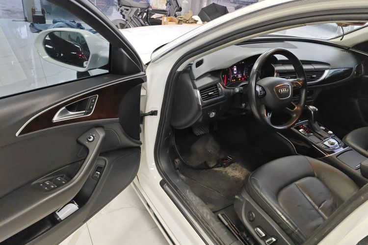 奥迪A6L 2017款 TFSI 舒适型中控内饰7003