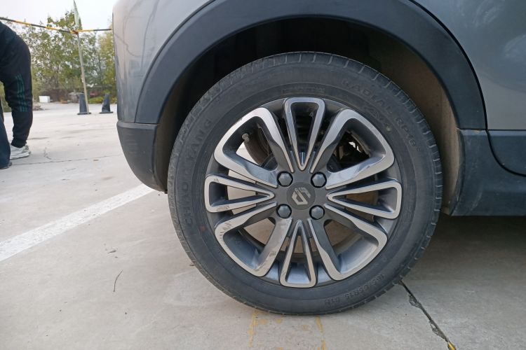 零跑汽车 零跑T03 2021款 400轻享版 磷酸铁锂车身外观6008