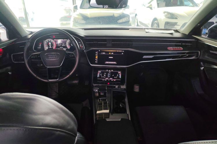奥迪A6L 2019款 40 TFSI 豪华动感型中控内饰7002