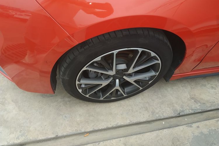 领克03 2019款 1.5TD DCT劲Pro版 国VI车身外观35