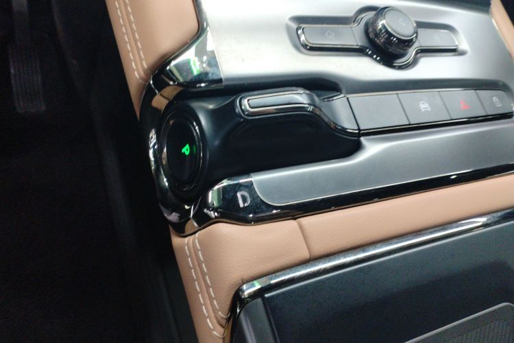 蔚来ES6 2020款 600KM 运动版中控内饰18