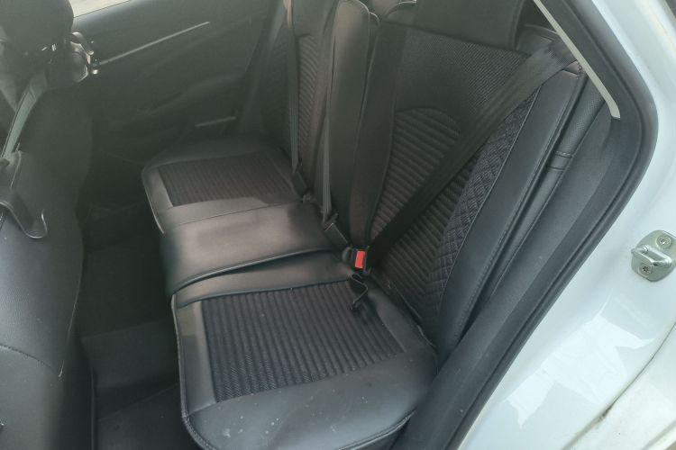 别克 英朗 2021款 改款 典范 1.5L 自动精英型中控内饰21