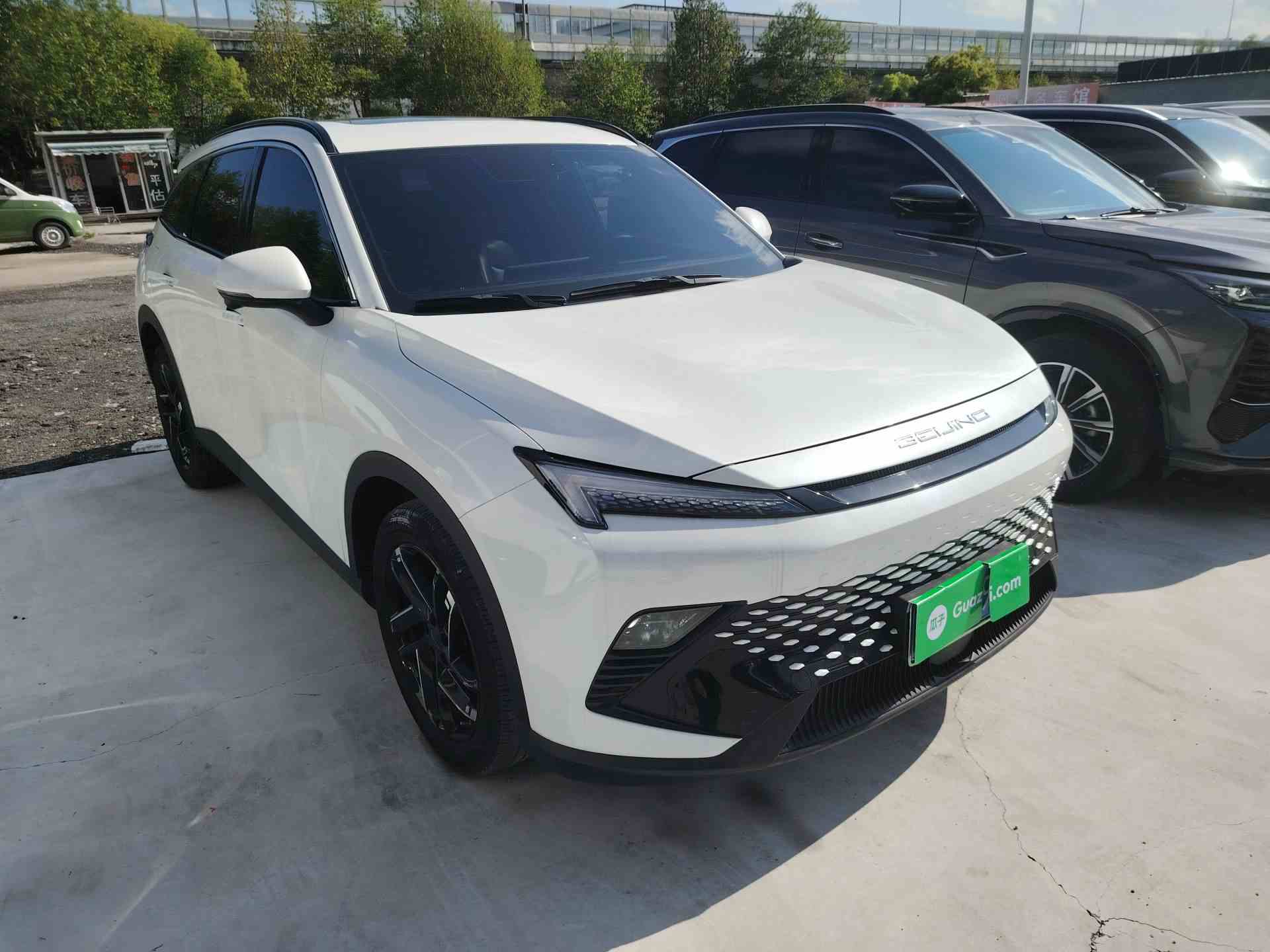 北京汽车 魔方 2023款 1.5T DCT黄金版(5)