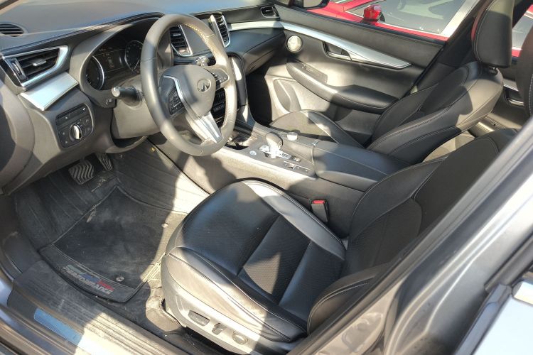 英菲尼迪QX50 2018款 2.0T 四驱菁英版中控内饰19