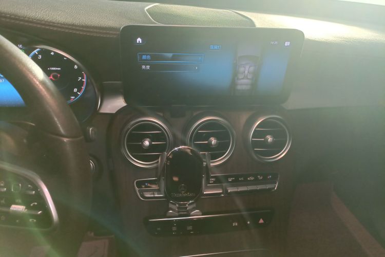 奔驰GLC 2021款 GLC 300 L 4MATIC 豪华型中控内饰16