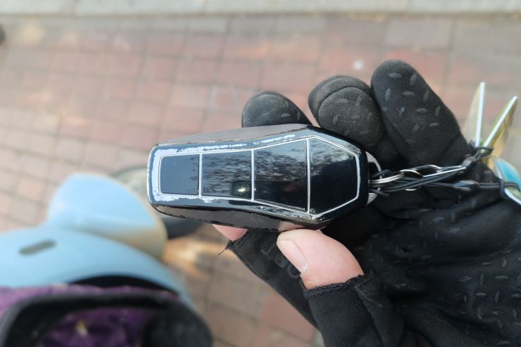 比亚迪 秦L 2024款 DM-i 80KM超越型中控内饰11