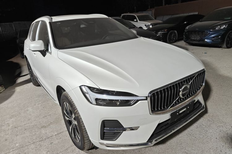 沃尔沃XC60 2025款 B5 四驱智逸豪华版车身外观6002