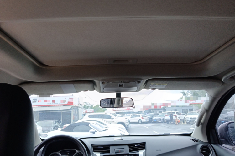 日产 途达 2020款 2.5L XL Upper 4WD 自动四驱豪华版中控内饰22