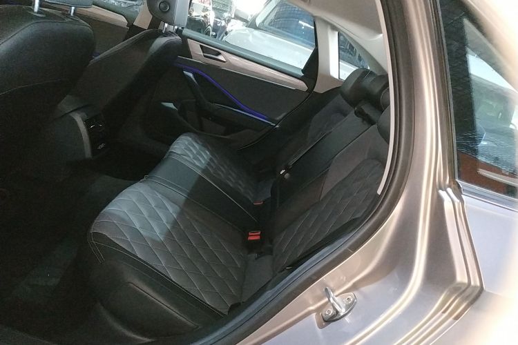 大众 速腾 2023款 300TSI DSG卓越版中控内饰21