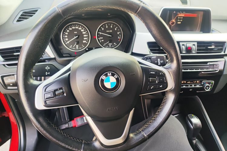 宝马X1 2016款 sDrive18Li 时尚型局部细节13