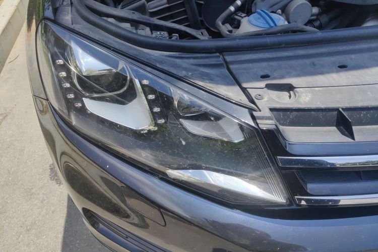 大众 途锐 2011款 3.0TSI 舒适型车身外观6006