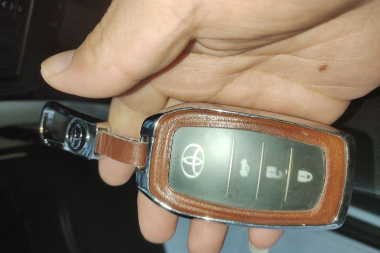 丰田 普拉多 2016款 3.5L 自动TX-L中控内饰11