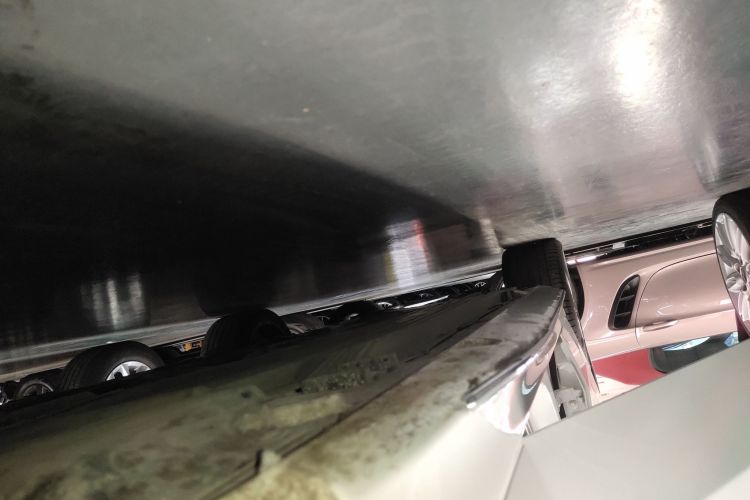 奔驰C级 2023款 改款 C 260 L 运动版局部细节9001