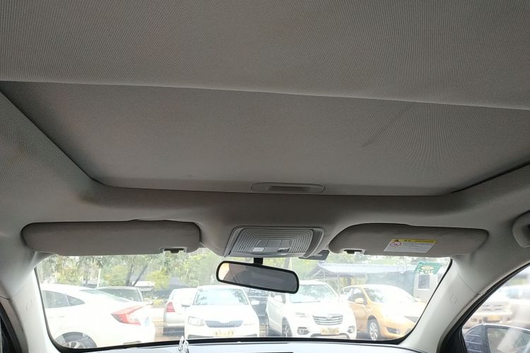 比亚迪 秦Pro 2020款 超越版 1.5TI 自动旗舰型中控内饰22