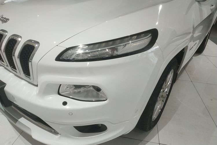 Jeep 自由光 2017款 2.4L 优越版局部细节36