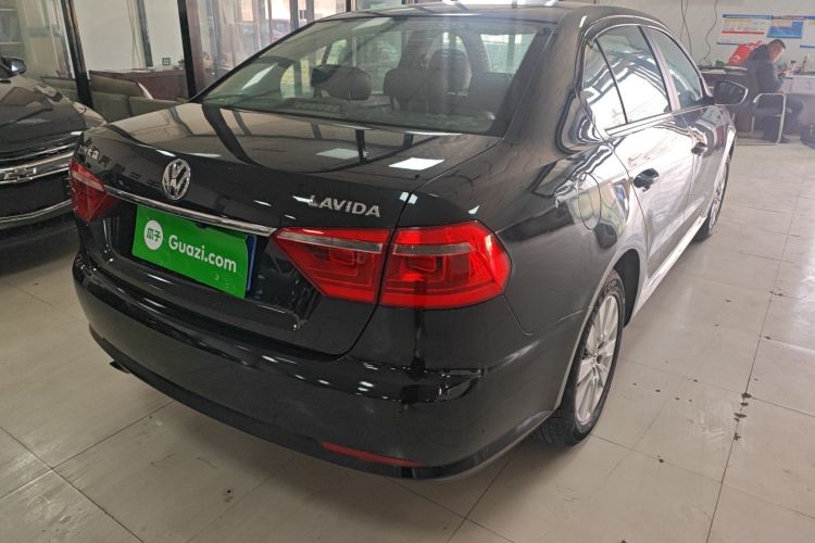 大众 朗逸 2013款 改款经典 1.6L 自动舒适版车身外观6005