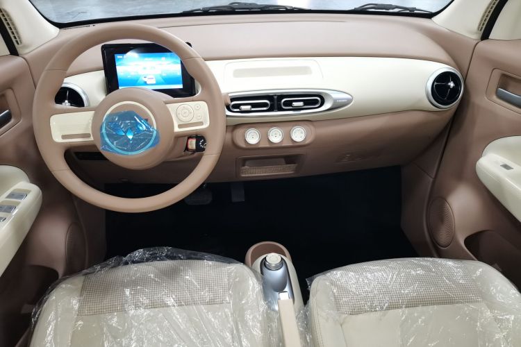 五菱汽车 宏光MINIEV 2025款 四门版 进阶款中控内饰12