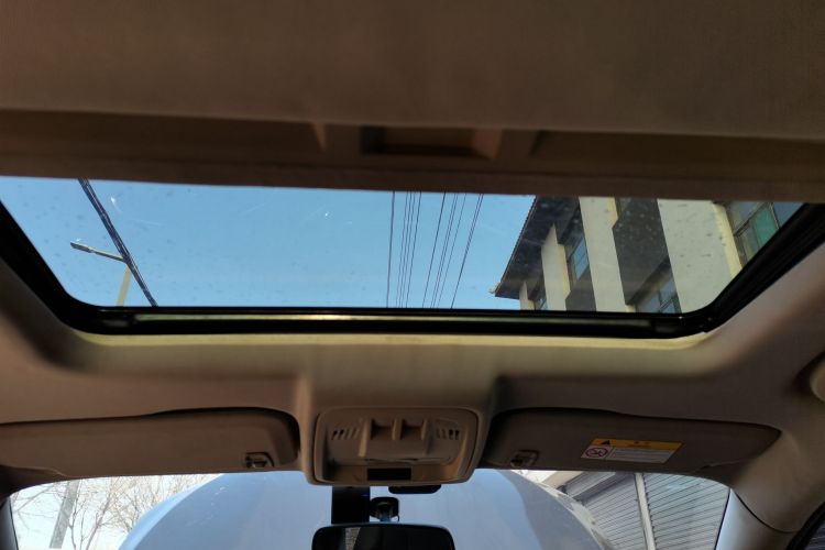 别克 威朗 2015款 三厢 20T 双离合精英型中控内饰22