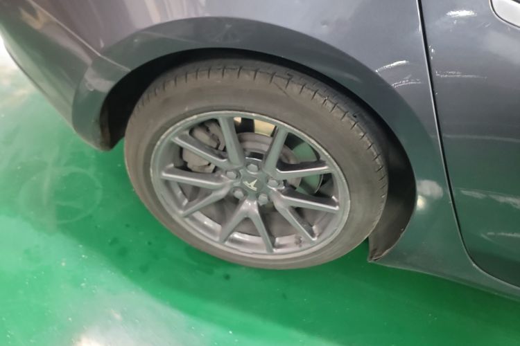 特斯拉 Model 3 2020款 改款 长续航后轮驱动版车身外观6008