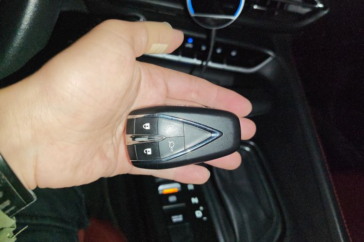 长安 逸动 2020款 PLUS 蓝鲸NE 1.4T GDI DCT旗舰型中控内饰7001