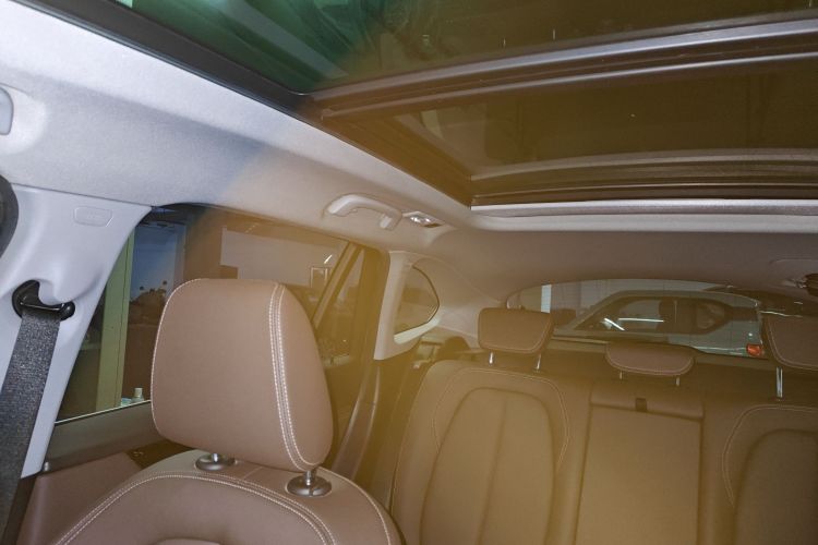 宝马X1 2020款 sDrive25Li 领先型中控内饰22