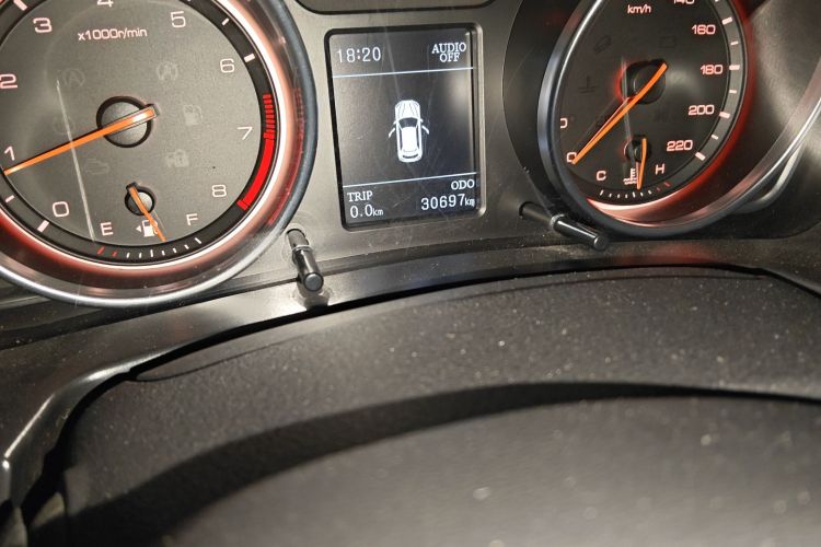 汉腾汽车 汉腾X7 2016款 1.5T 手动尊享型中控内饰15