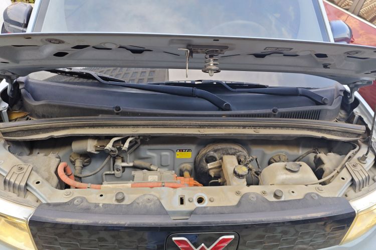 五菱汽车 宏光MINIEV 2020款 自在款 磷酸铁锂机舱底盘24