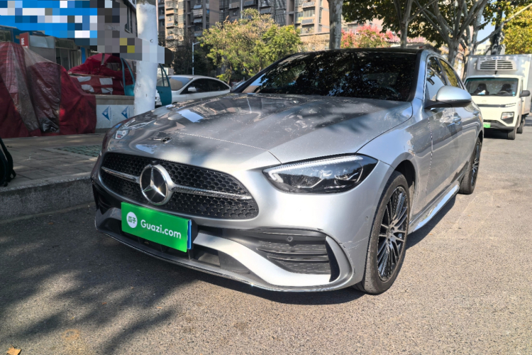 奔驰C级 2022款 改款 C 260 L 运动版车身外观1