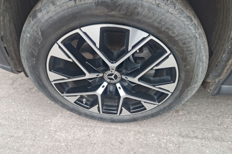 奔驰GLC 2023款 改款 GLC 260 L 4MATIC 动感型 5座车身外观6007