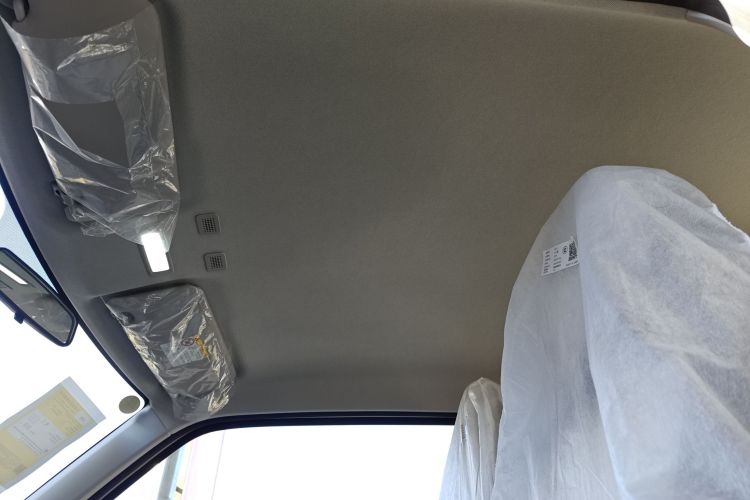 吉利银河 熊猫 2025款 210km 元气熊中控内饰22