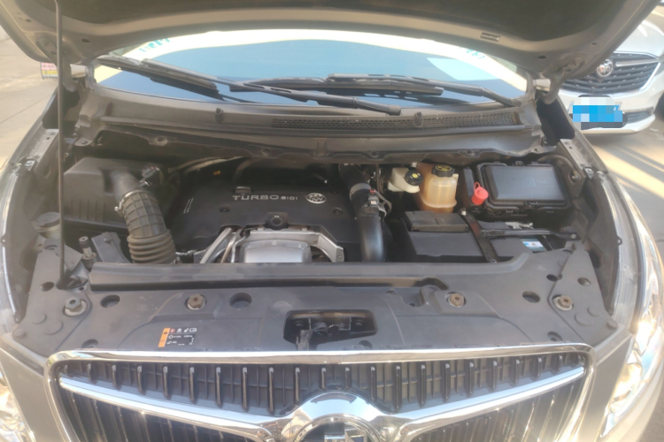 别克GL8 2018款 28T 豪华型 国VI机舱底盘24