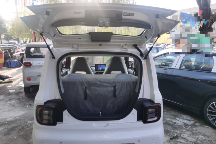 吉利银河 2024款 熊猫mini 200km 耐力熊机舱底盘23