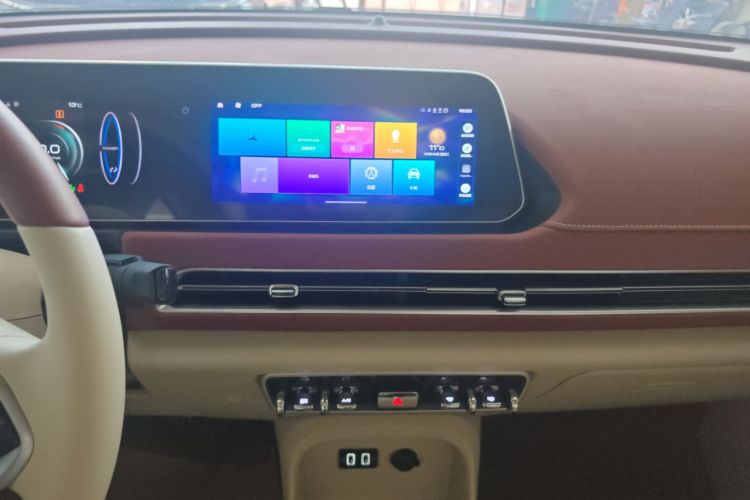 欧拉好猫 2022款 500km长续航 豪华型 三元锂中控内饰16