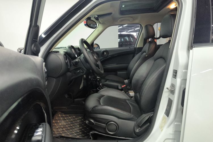 MINI Countryman 2014款 1.6T COOPER ALL4 Excitement中控内饰20