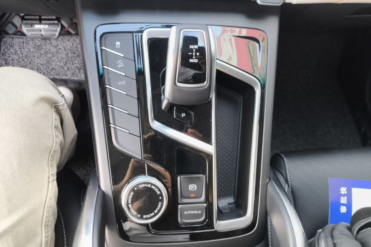 吉利汽车 2022款 博越X 1.8TD DCT智尊型局部细节18