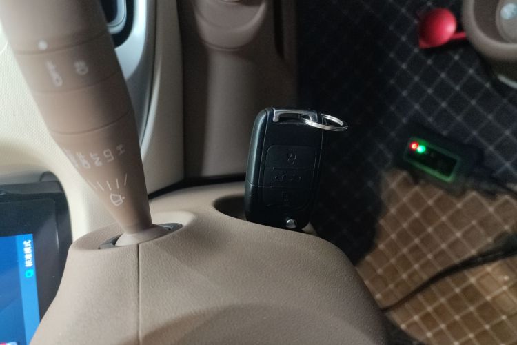 五菱汽车 宏光MINIEV 2025款 四门版 进阶款中控内饰11