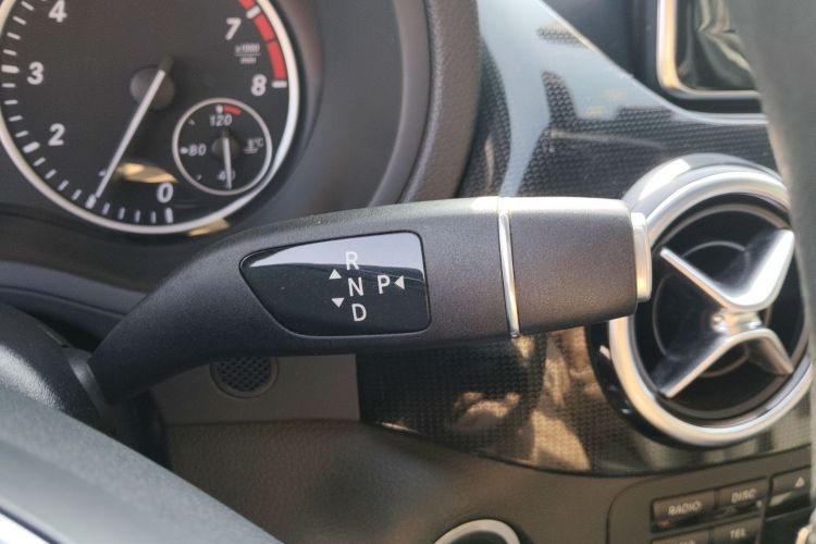 奔驰B级 2012款 B 180中控内饰18