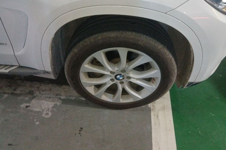 宝马X5(进口) 2018款 xDrive28i车身外观6007