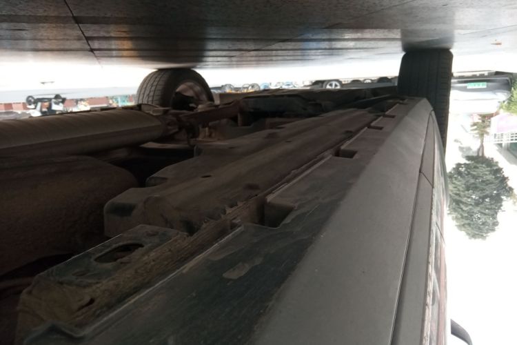 比亚迪 唐 2018款 2.0T 自动智联尊荣型 7座 国V局部细节9002