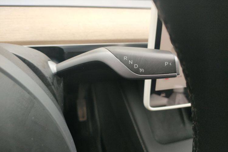 特斯拉 Model Y 2022款 后轮驱动版局部细节18