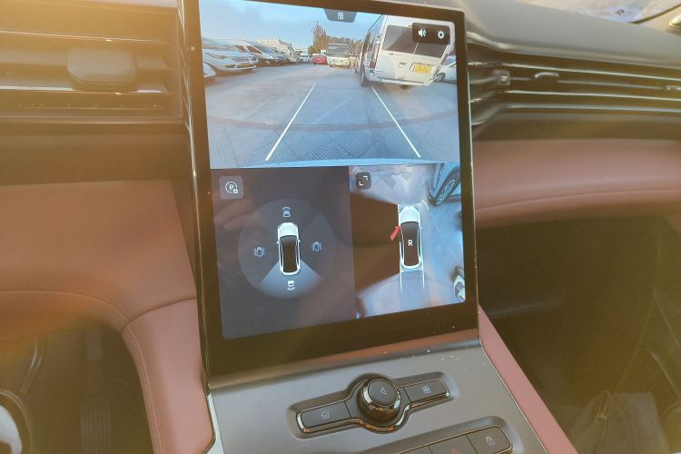 蔚来EC6 2020款 615KM 签名版中控内饰16