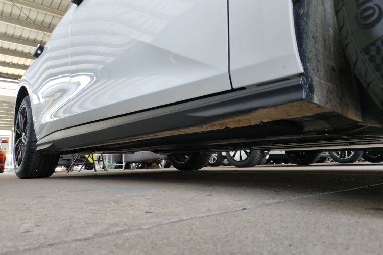 长安UNI-V 2024款 1.5T 高能版局部细节9001