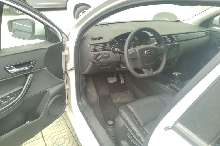 观致3 2018款 三厢 1.6L 自动领先型中控内饰20