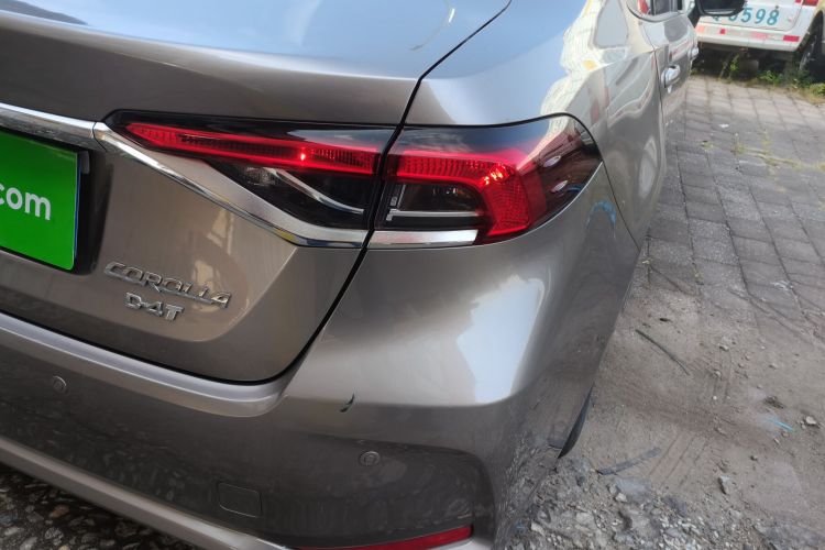 丰田 卡罗拉 2019款 1.2T S-CVT GL-i精英版车身外观9