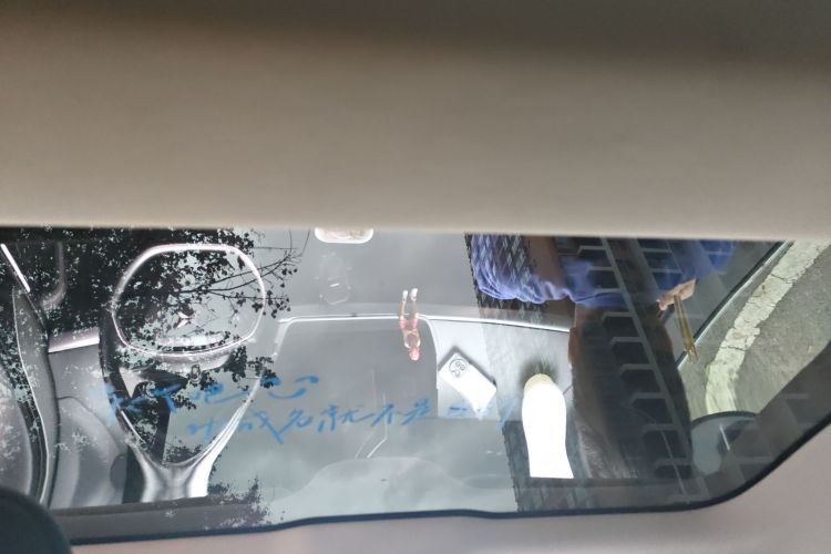 小鹏P7 2022款 586G中控内饰22