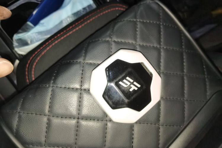 捷途旅行者 2023款 2.0T 四驱穿越PRO中控内饰11