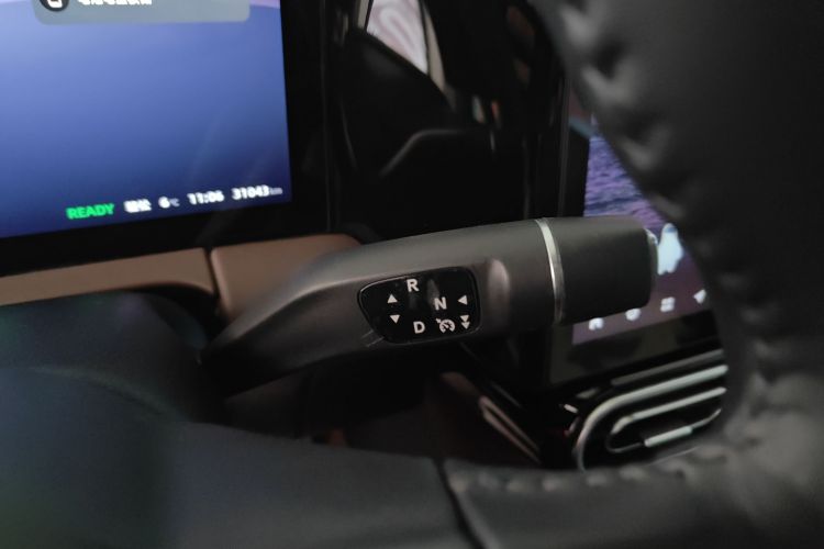 零跑汽车 零跑C11 2023款 增程 285舒享版中控内饰18